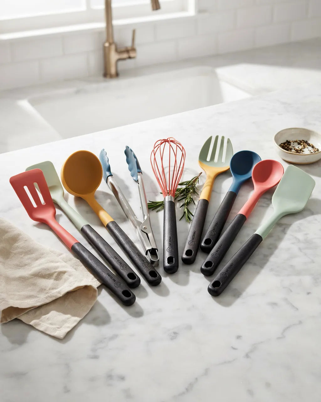 Rotating Countertop Spice Rack Organizer
